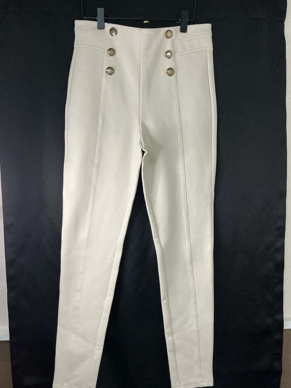 Zara High-Waisted Button Detail Leggings Size M